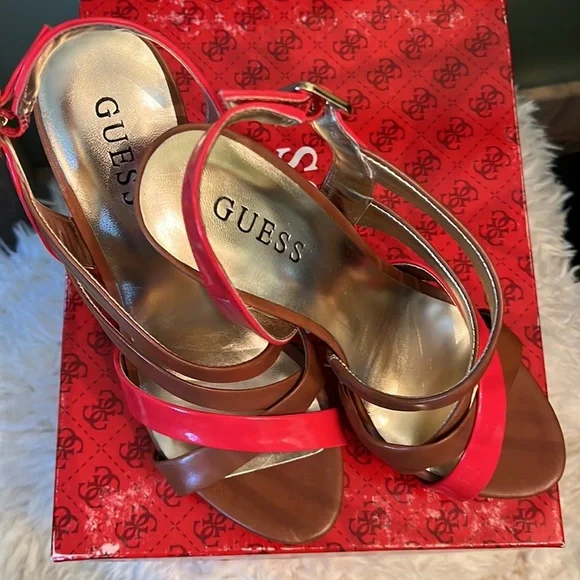 Guess Red Multi Leather Size: 7 M GWDABRIAL2 Heels NIB​ - Picture 2 of 4